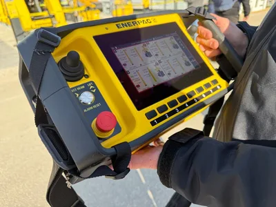 Enerpac IntelliLift2