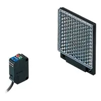 Keyence PZ2-61 Square retro-reflective Cable Type, NPN