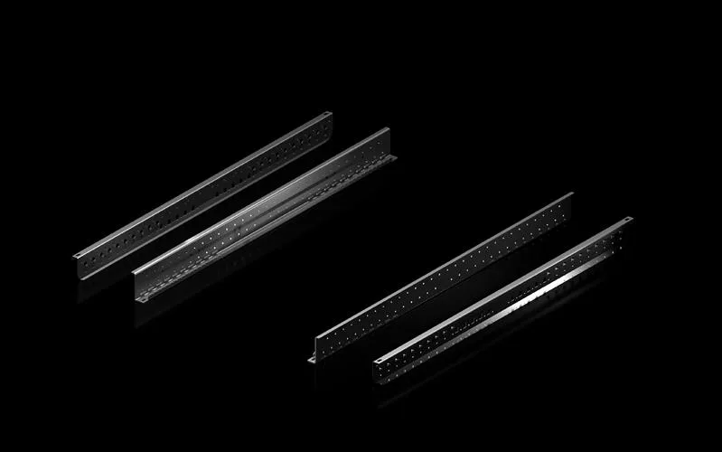 Rittal VX_IT 5302.166 482,6 mm (19") profil rayları için derinlik çubuğu, inçli profil raylarını takmak için Pano genişliği: = 600 mm için, pano derinliği: = 1200 mm için, çelik sac, boyalı, RAL 9005