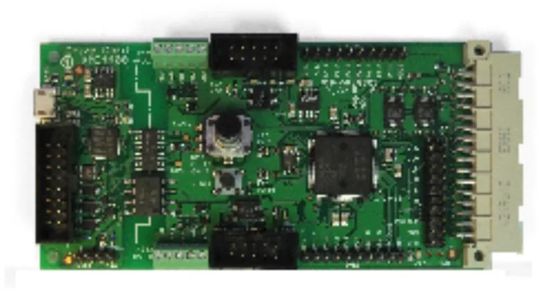 Infineon KIT_XMC4400_DC_V1