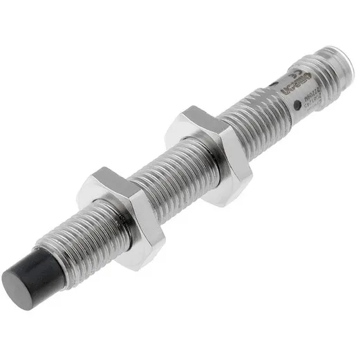 Omron E2A-S08LN04-M5-B2