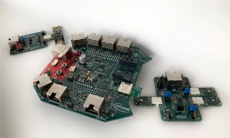 Infineon EVAL_XMC47_PREDMAIN_AA