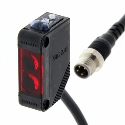 Omron E3Z-R81-M3J 0.3M