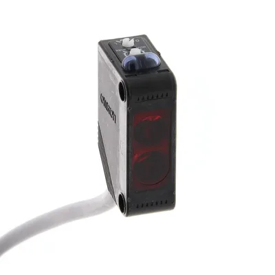 Omron E3Z-B82 2M