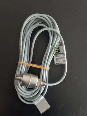 KSR KUEBLER ERV1/8"-VU-L150/8-V27A-5PVC Seviye Şalteri