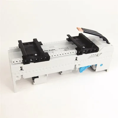 Allen Bradley 141A-SS54RR45 MCS ISO 54 mm Bus Bar Adaptor Module