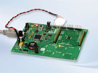 Infineon KIT_XC822_EK_V1