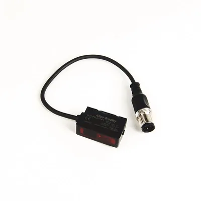 Allen Bradley 42JT-P8LAT1-F4 Photoelectric Sensor