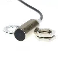 Omron E2A-M18KS05-WP-B1-TP 6M